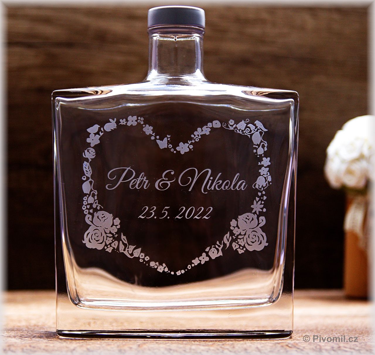 Svatební lahev SRDCE 700 ml