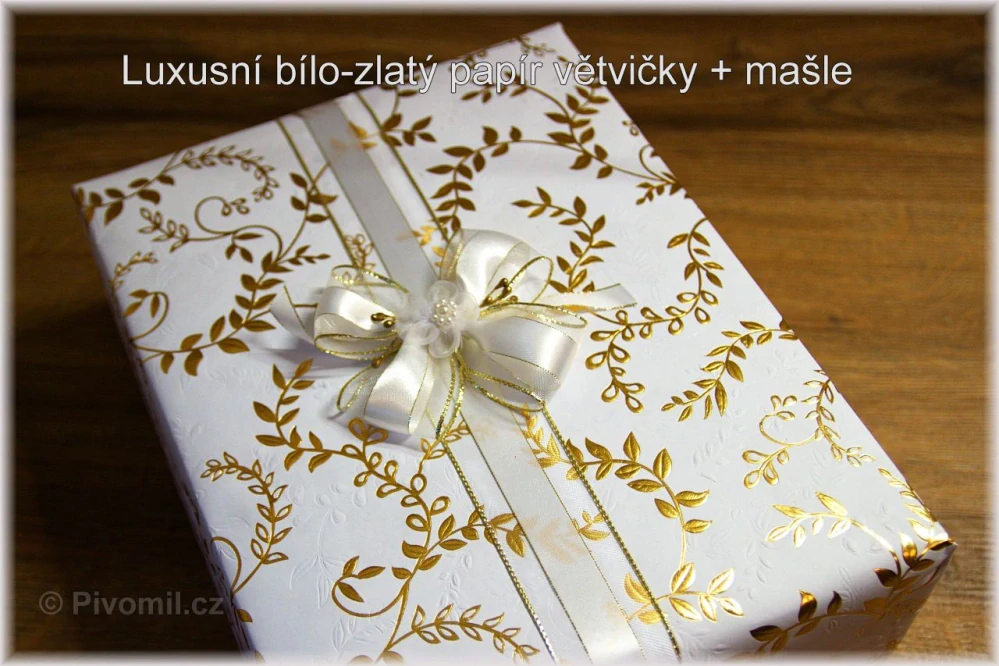 Hearts SWAROVSKI® svatební sklenice na sekt se jmény